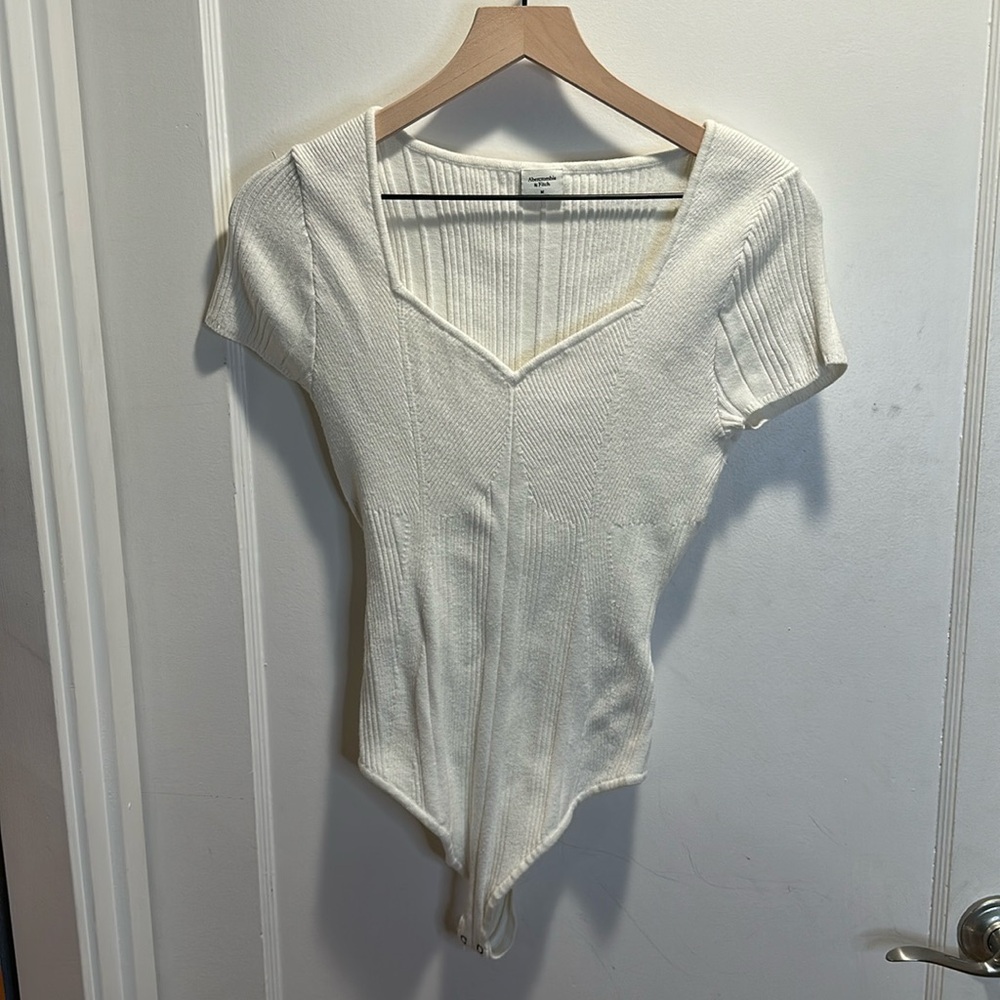 Abercrombie & Fitch cream knit bodysuit